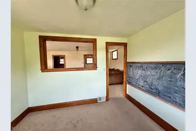 117 Bird Way, Weirton, WV 26062 - Photo 9