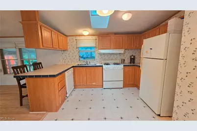 100 Maplegrove Lane, Mentor, OH 44060 - Photo 7