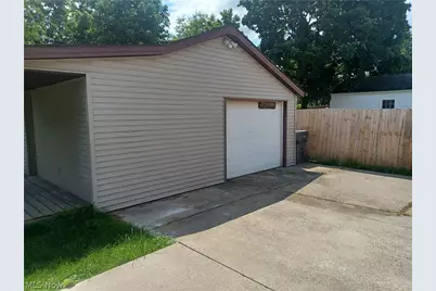 551 Moherman Avenue, Youngstown, OH 44509 - Photo 31