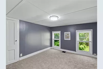 260 E Pace Avenue, Akron, OH 44319 - Photo 23