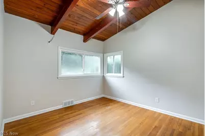 570 Mardon Avenue, Akron, OH 44303 - Photo 9