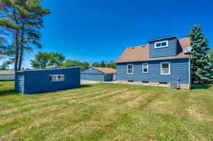325 Evelyn Ave, Green Hills, OH 44131 - Photo 7