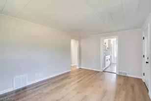 325 Evelyn Ave, Green Hills, OH 44131 - Photo 11