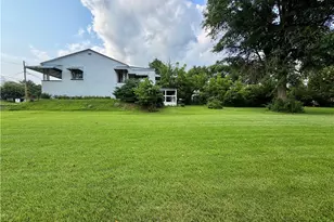 710 Walnut St, Belpre, OH 45714 - Photo 3