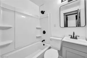 501 W 21st St, Lorain, OH 44052 - Photo 15