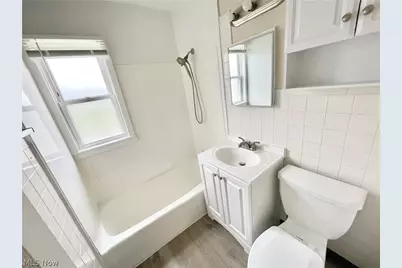 818-824 S Central Drive, Lorain, OH 44052 - Photo 15