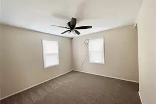 818-824 S Central Dr, Lorain, OH 44052 - Photo 7