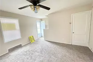 818-824 S Central Dr, Lorain, OH 44052 - Photo 3