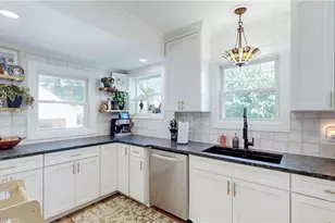 1604 Marlowe Ave, Oakwood, OH 44107 - Photo 13