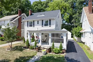 1604 Marlowe Ave, Oakwood, OH 44107 - Photo 1