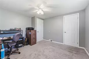6330 Peach St, Louisville, OH 44641 - Photo 31