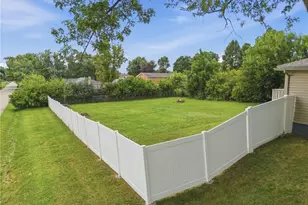 6330 Peach St, Louisville, OH 44641 - Photo 11