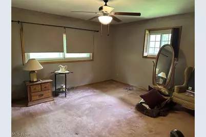 477 Catalina Drive, Akron, OH 44319 - Photo 7
