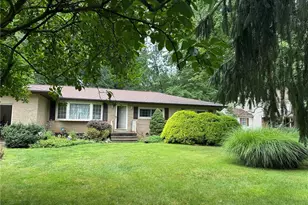 477 Catalina Dr, Akron, OH 44319 - Photo 1