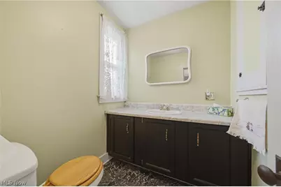 143 E Highland Avenue, Ravenna, OH 44266 - Photo 11