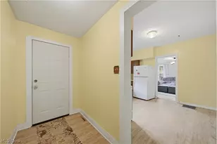 143 E Highland Ave, Ravenna, OH 44266 - Photo 15