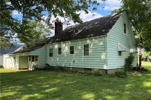 4111 Broadway Ave NE, Louisville, OH 44641 - Photo 11