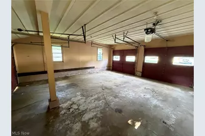 4111 Broadway Avenue NE, Louisville, OH 44641 - Photo 33