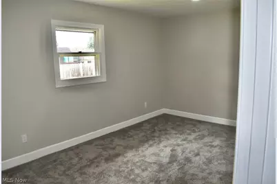 5629 London Drive, Austintown, OH 44515 - Photo 49