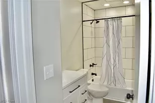 5629 London Dr, Austintown, OH 44515 - Photo 47