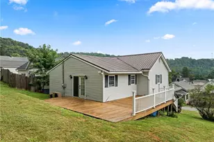 68290 Orchard Ave, Bridgeport, OH 43912 - Photo 23
