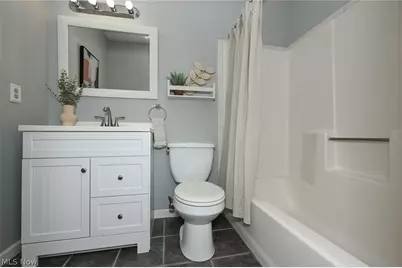 2796 Mull Avenue #B, Akron, OH 44321 - Photo 11