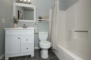 2796 Mull Ave, Akron, OH 44321 - Photo 11