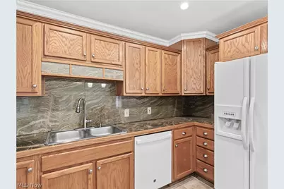 250 McKinney Boulevard, Kent, OH 44240 - Photo 11