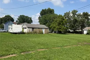 296 W Pennsylvania Ave, Sebring, OH 44672 - Photo 5