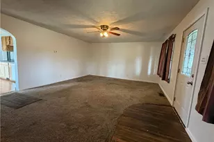 296 W Pennsylvania Ave, Sebring, OH 44672 - Photo 9