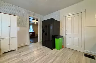450 Buffalo St, Conneaut, OH 44030 - Photo 9