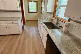 701 Coitsville Rd, Campbell, OH 44405 - Photo 9