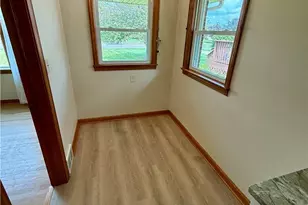 701 Coitsville Rd, Campbell, OH 44405 - Photo 15