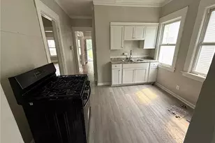 10617 Bryant Ave, Loveland, OH 44108 - Photo 9