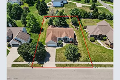 11547 Grand Valley Drive NW, Uniontown, OH 44685 - Photo 9