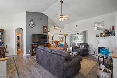 11547 Grand Valley Drive NW, Uniontown, OH 44685 - Photo 17