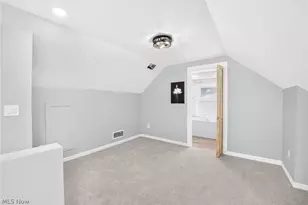6907 Greenleaf Ave, Loveland, OH 44130 - Photo 27