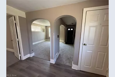 978 Buffalo Street, Conneaut, OH 44030 - Photo 5