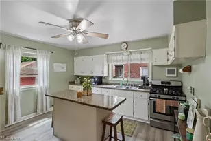 394 E Park Ave, Barberton, OH 44203 - Photo 9
