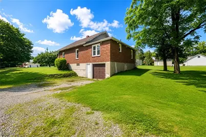 2984 Massillon Road, Akron, OH 44312 - Photo 17