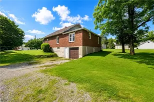 2984 Massillon Rd, Akron, OH 44312 - Photo 17