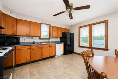 2984 Massillon Road, Akron, OH 44312 - Photo 5