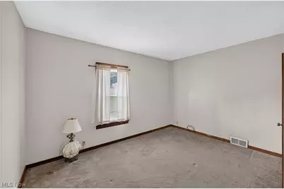 2984 Massillon Road, Akron, OH 44312 - Photo 7