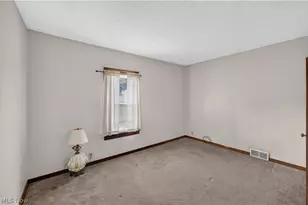 2984 Massillon Rd, Akron, OH 44312 - Photo 7