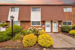 2555 Shakespeare Ln, Avon, OH 44011 - Photo 3