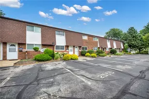 2555 Shakespeare Ln, Avon, OH 44011 - Photo 7