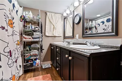 2641 Edwin Avenue, Akron, OH 44314 - Photo 17