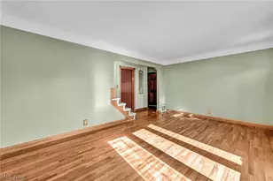5234 Karen Isle Dr, Willoughby, OH 44094 - Photo 9