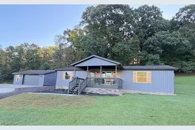 131 Baltzley Valley Road NE, New Philadelphia, OH 44663 - Photo 1