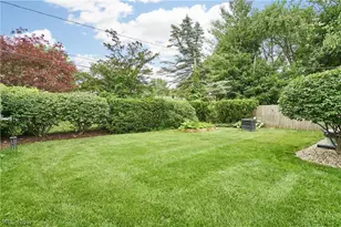 2045 Lorena Ave, Akron, OH 44313 - Photo 23